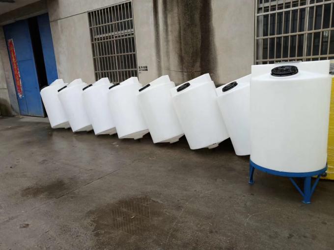 Roto Molding 250 Gallon Chemical Storage Tanks For Bulk Liquid